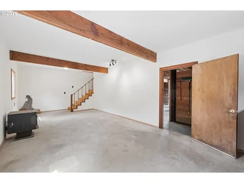 33670 Mckenzie View Drive Eugene OR 97408