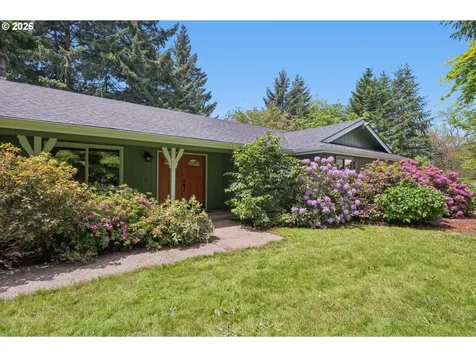 33670 Mckenzie View Drive Eugene OR 97408
