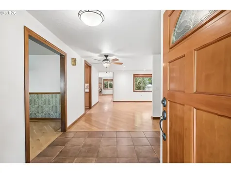 33670 Mckenzie View Drive Eugene OR 97408