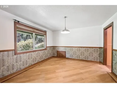 33670 Mckenzie View Drive Eugene OR 97408