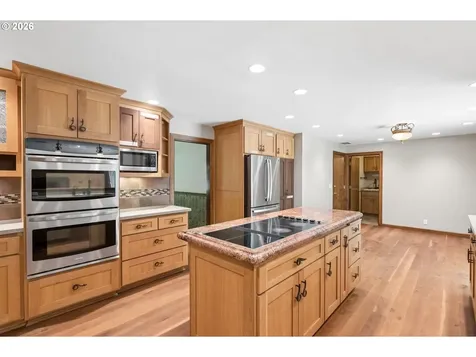 33670 Mckenzie View Drive Eugene OR 97408