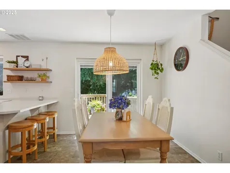 1925 Meadowood Loop Woodland WA 98674