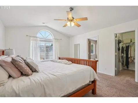 1925 Meadowood Loop Woodland WA 98674