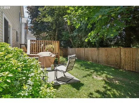 1925 Meadowood Loop Woodland WA 98674