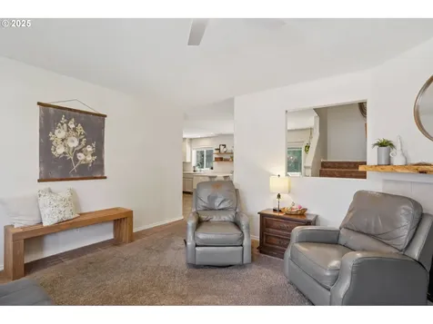 1925 Meadowood Loop Woodland WA 98674