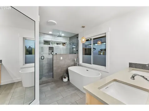8408 NE 339th Street La Center WA 98629