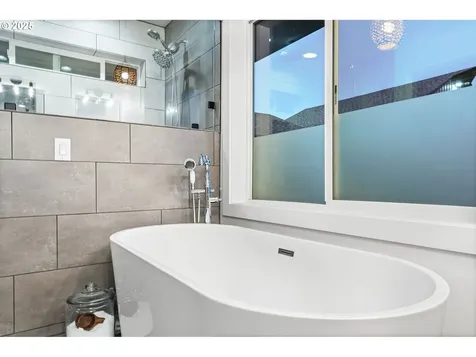 8408 NE 339th Street La Center WA 98629