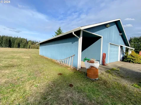 4804 NE 379th Street La Center WA 98629