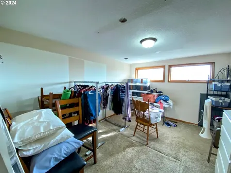 4804 NE 379th Street La Center WA 98629