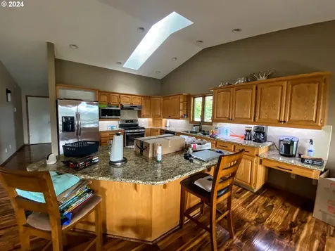 4804 NE 379th Street La Center WA 98629