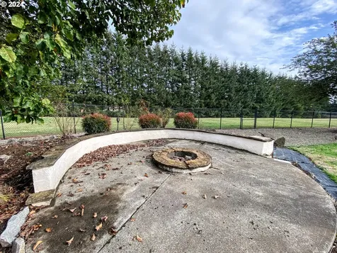 4804 NE 379th Street La Center WA 98629