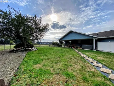 4804 NE 379th Street La Center WA 98629