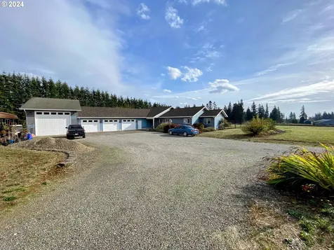 4804 NE 379th Street La Center WA 98629