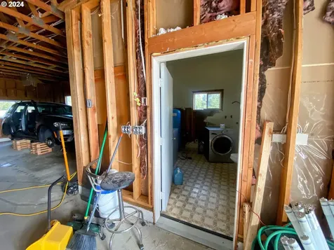 4804 NE 379th Street La Center WA 98629
