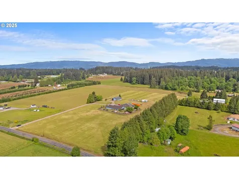 4804 NE 379th Street La Center WA 98629