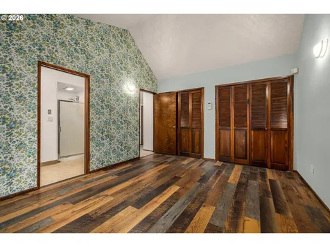 4760 Dogwood Drive Lake Oswego OR 97035