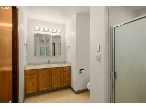 4760 Dogwood Drive Lake Oswego OR 97035