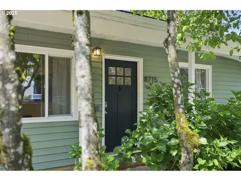 8715 N Swenson Street Portland OR 97203