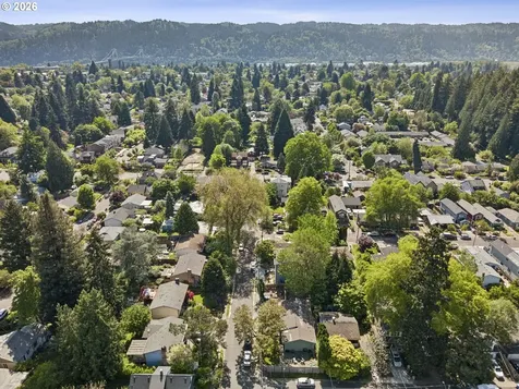 8715 N Swenson Street Portland OR 97203