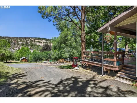 107 Rebel Hill Road Canyon City OR 97820