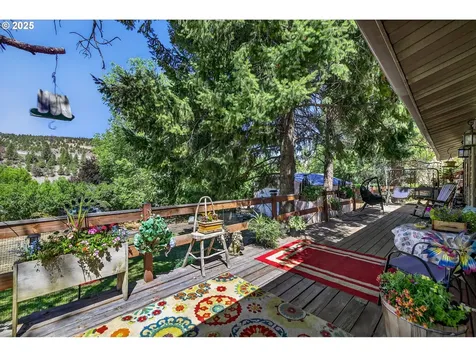 107 Rebel Hill Road Canyon City OR 97820