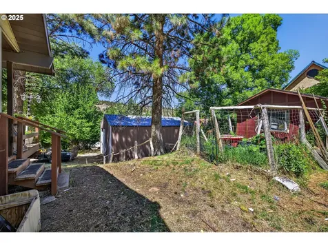 107 Rebel Hill Road Canyon City OR 97820