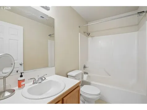 759 SE Camellia Court Hillsboro OR 97123