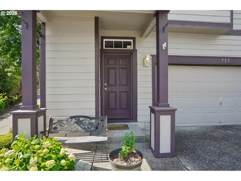 759 SE Camellia Court Hillsboro OR 97123