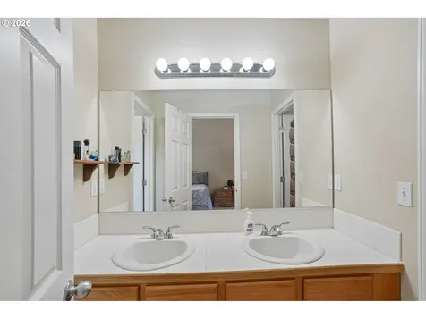 759 SE Camellia Court Hillsboro OR 97123