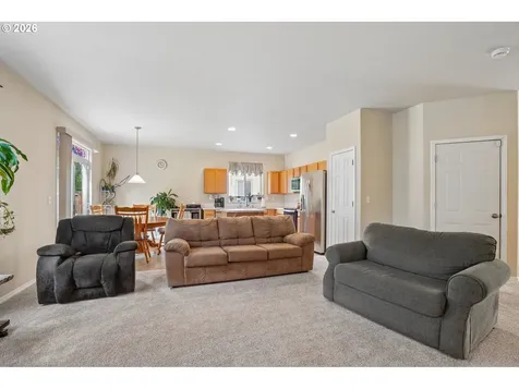759 SE Camellia Court Hillsboro OR 97123