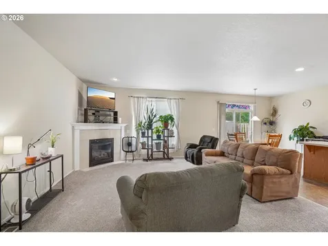759 SE Camellia Court Hillsboro OR 97123
