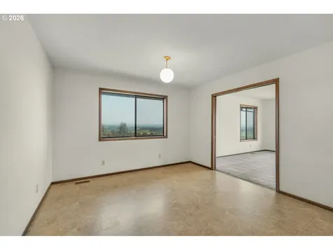 31077 SW Laurelview Road Hillsboro OR 97123