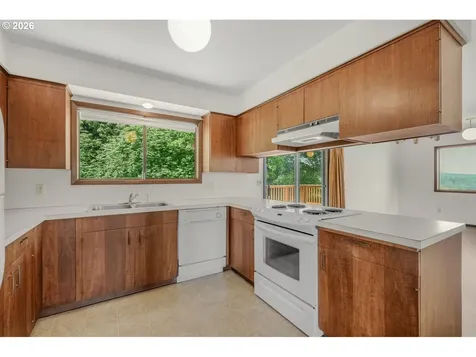 31077 SW Laurelview Road Hillsboro OR 97123
