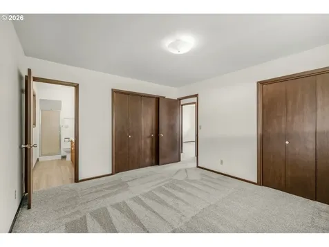31077 SW Laurelview Road Hillsboro OR 97123