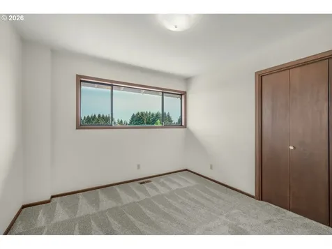 31077 SW Laurelview Road Hillsboro OR 97123