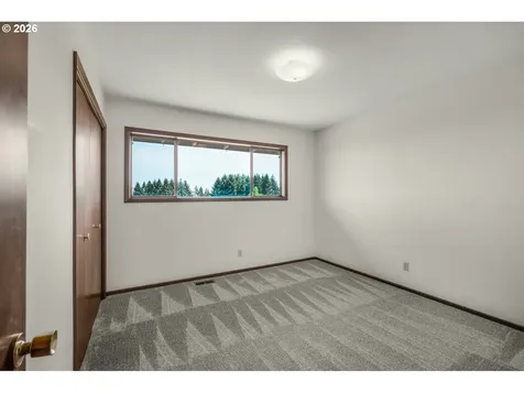 31077 SW Laurelview Road Hillsboro OR 97123
