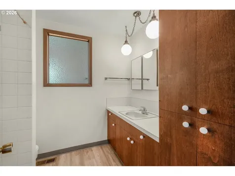 31077 SW Laurelview Road Hillsboro OR 97123