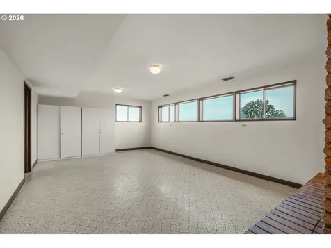 31077 SW Laurelview Road Hillsboro OR 97123