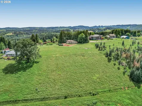 31077 SW Laurelview Road Hillsboro OR 97123