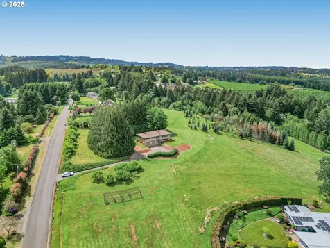 31077 SW Laurelview Road Hillsboro OR 97123