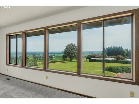31077 SW Laurelview Road Hillsboro OR 97123