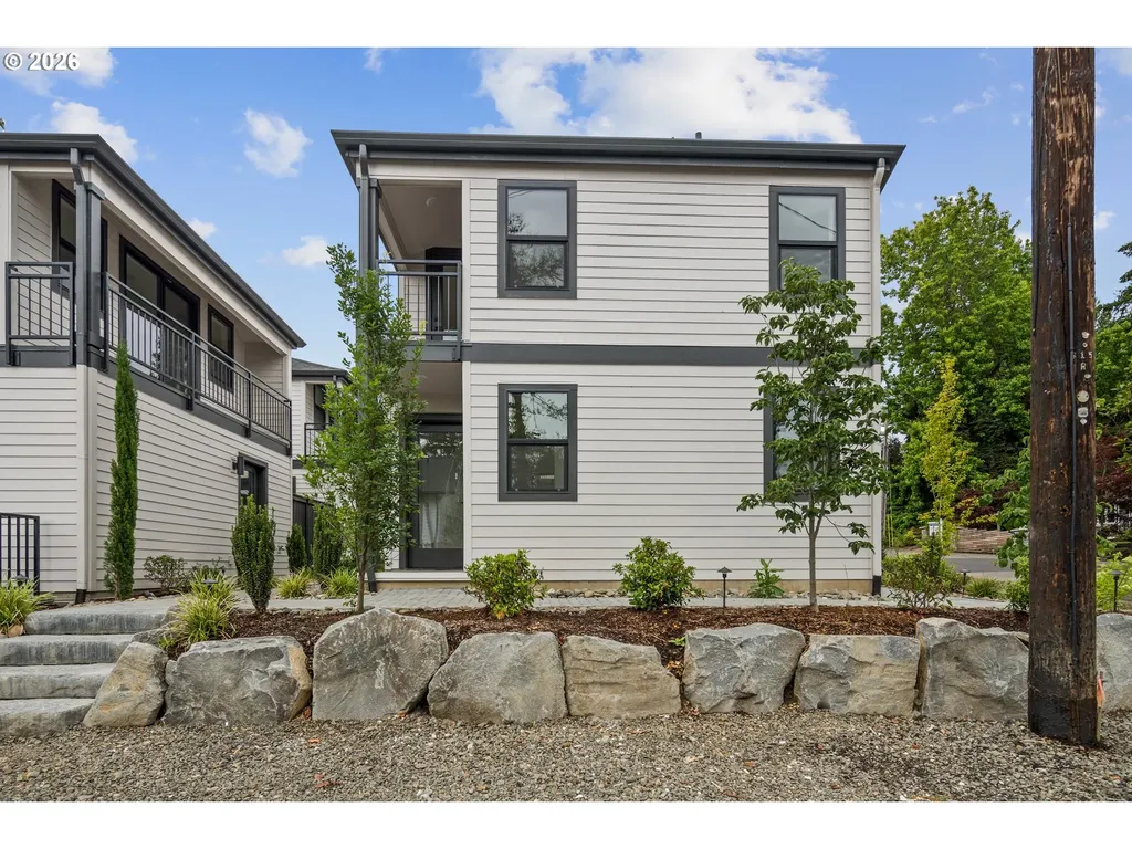 242 G Avenue Lake Oswego OR 97034