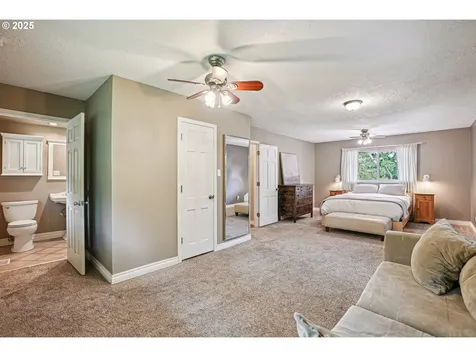 1930 SW Parkwood Drive Portland OR 97225