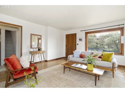 4219 SE Cora Street Portland OR 97206