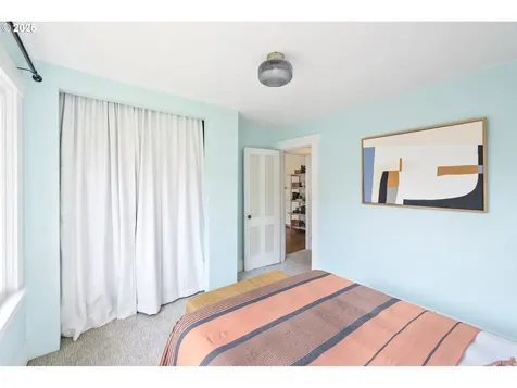 4219 SE Cora Street Portland OR 97206