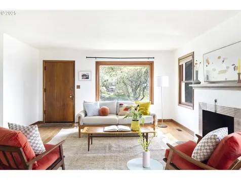 4219 SE Cora Street Portland OR 97206