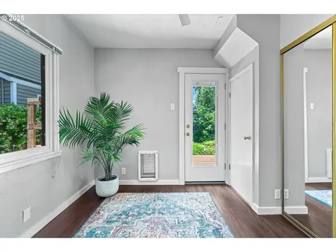 609 NE 93rd Avenue Portland OR 97220
