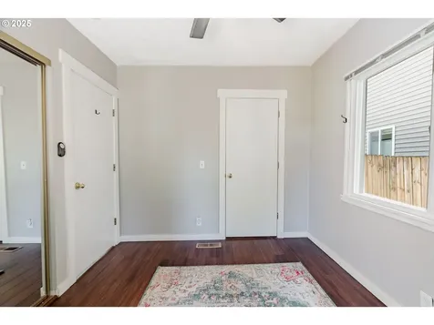 609 NE 93rd Avenue Portland OR 97220