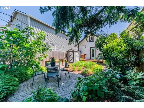 609 NE 93rd Avenue Portland OR 97220