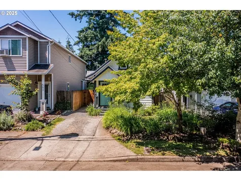 609 NE 93rd Avenue Portland OR 97220